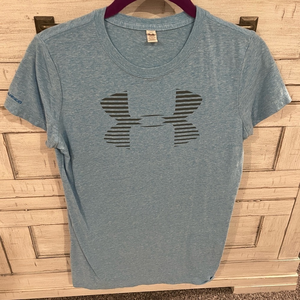 Under Armour. Blue. Short Sleeve Classic Tee. Size Small